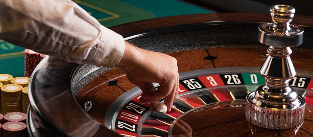 roulette spiel, roulette tisch, tischspiel